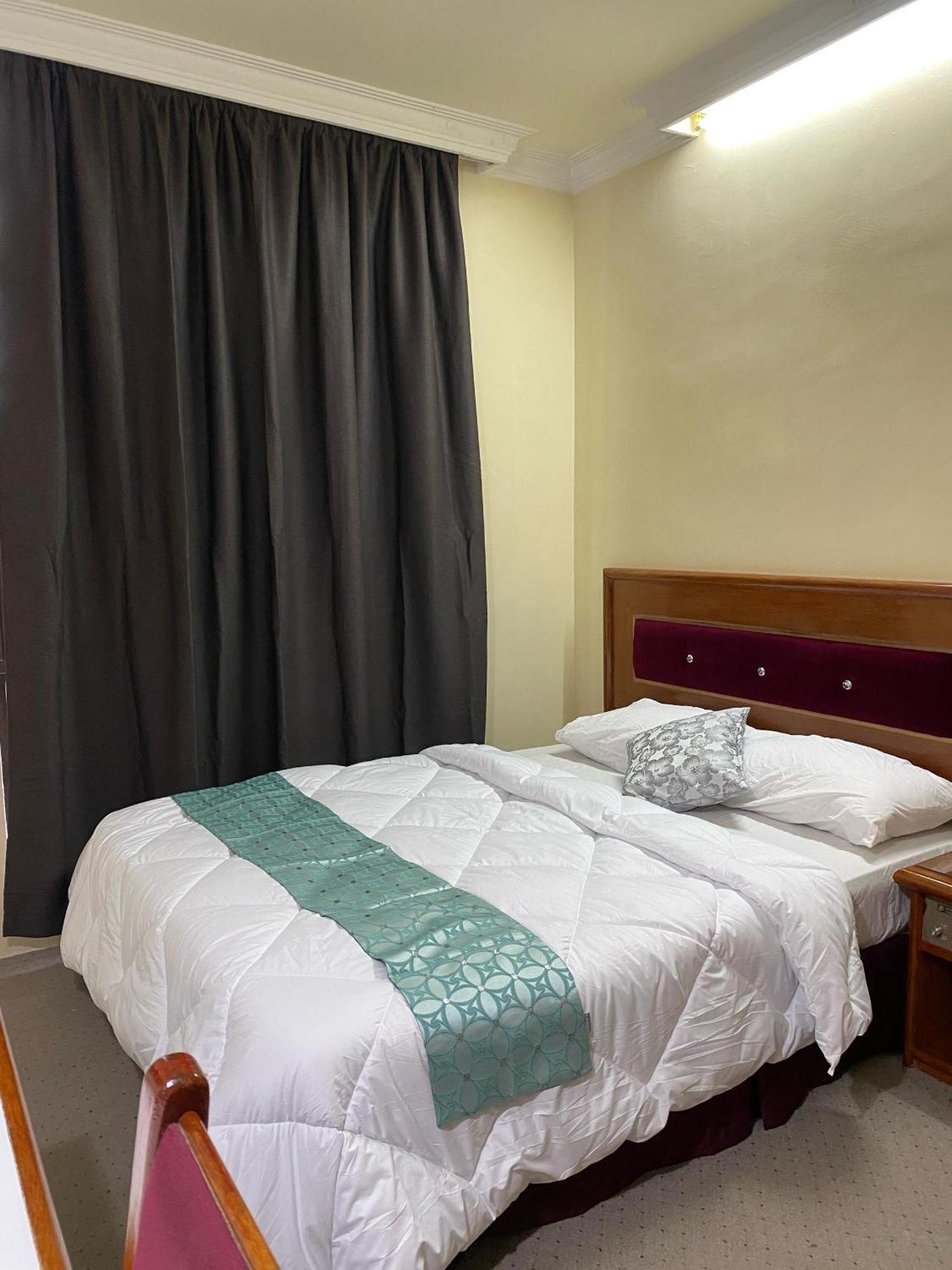 Suria Hotel Sdn Bhd Kota Bharu Exterior photo